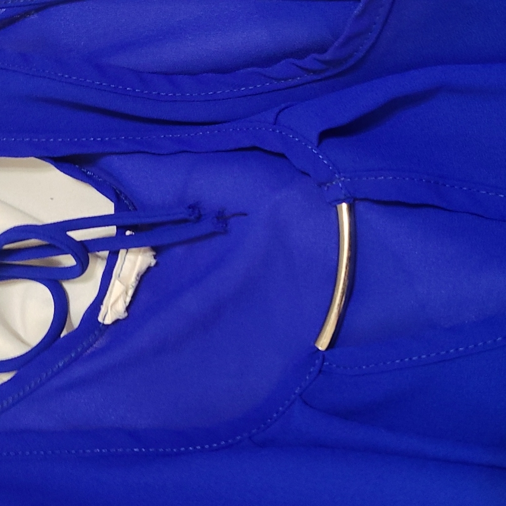 Blue top - Picture 3 of 3